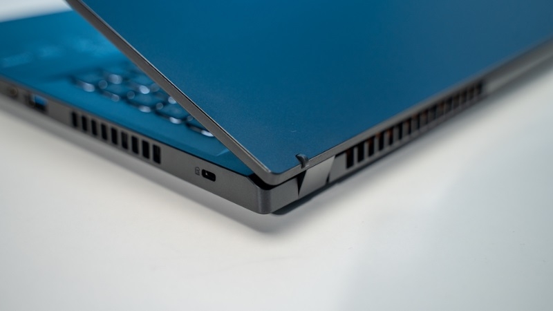 Nitro V 15 ProPanel ANV15-41-R9M1 - Laptop Gaming Hiệu Năng Cao Trong Tầm Giá 25 Triệu