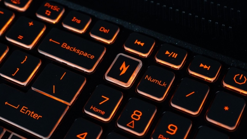 Acer Gaming Nitro V 16 ProPanel ANV16-41-R7EN NH.QP2SV.004