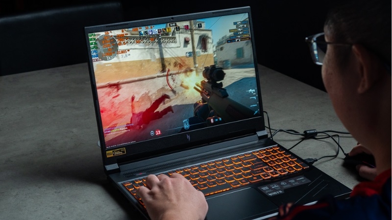 Acer Gaming Nitro V 16 ProPanel ANV16-41-R7EN NH.QP2SV.004