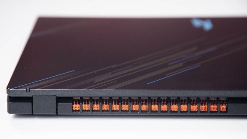 Acer Nitro V 15 ANV 15-51- 73B9