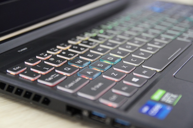 acer-predator-helios-300