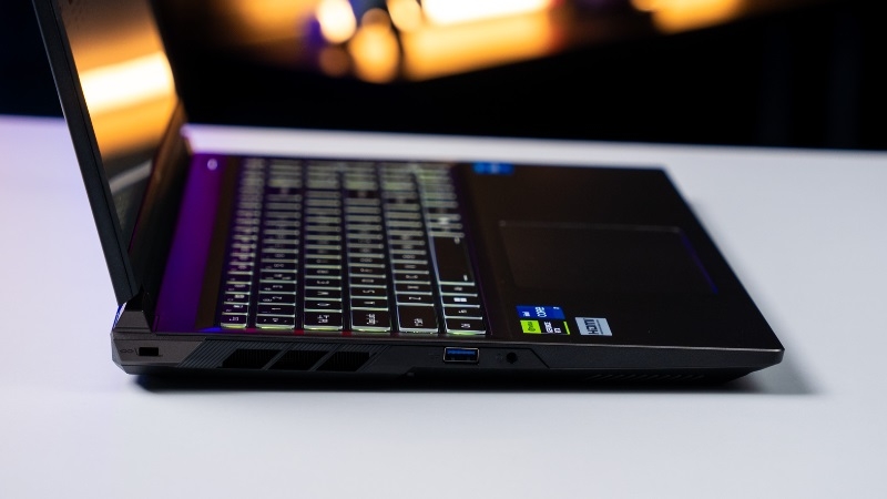 Acer Shadow Knight SH16-72-7G42