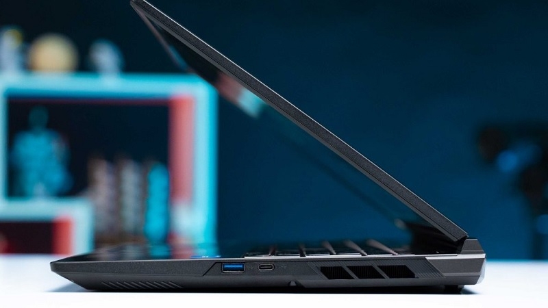 Acer Shadow Knight SH16-74-7W41