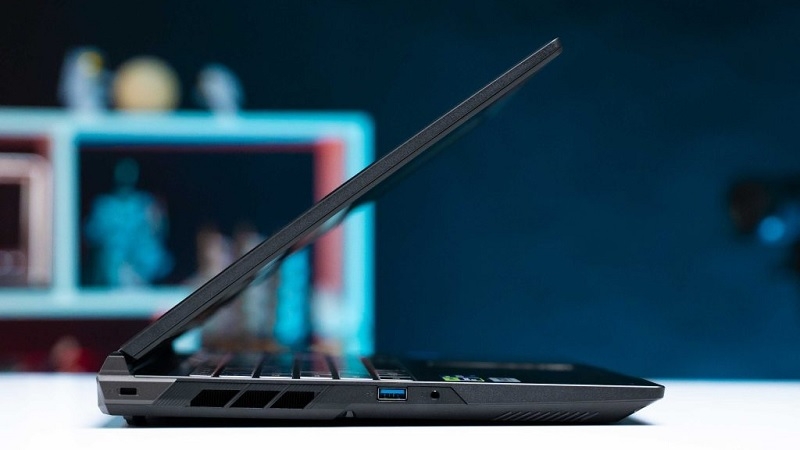 Acer Shadow Knight SH16-74-7W41