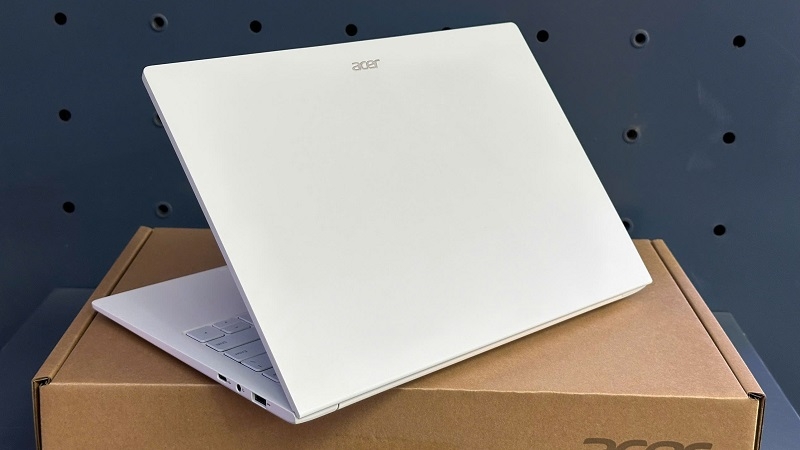 Acer Swift SFA14-77-5WU2