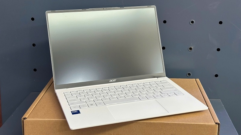 Acer Swift SFA14-77-5WU2