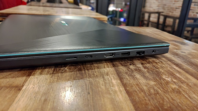 Asus F570ZD E4297T