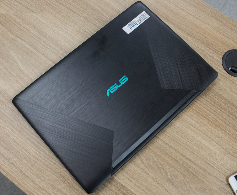 Asus F570ZD E4297T