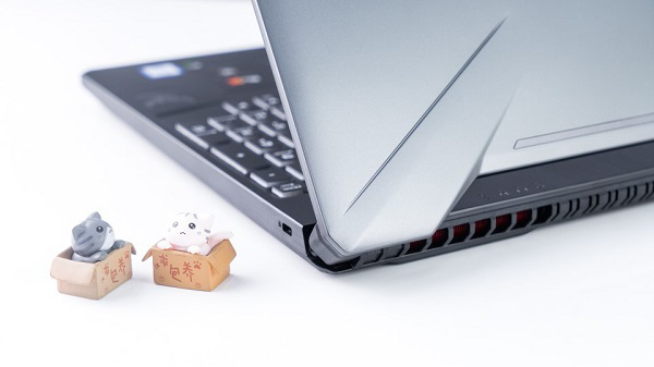 Hệ thống tản nhiệt sử dụng công nghệ HyperCool độc quyền