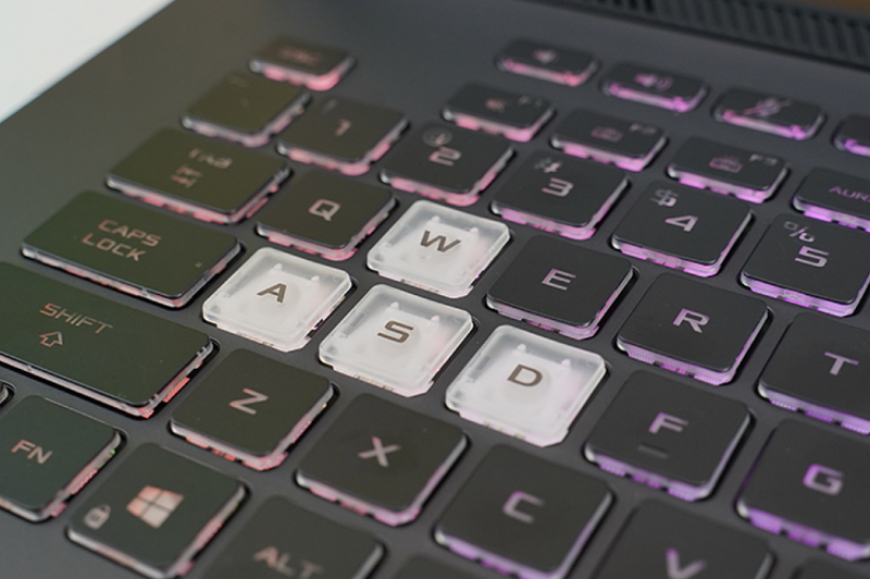 Asus ROG Strix G513QC HN015T