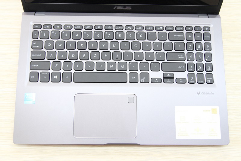 asus-r565ea-uh31t