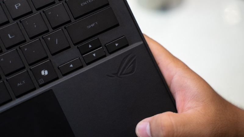 Asus ROG Flow Z13 GZ302EA - Gaming Tablet Mạnh Nhất Thế Giới