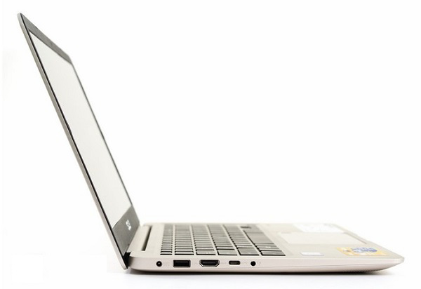 Chiếc máy tính tinh tế, sang trọng