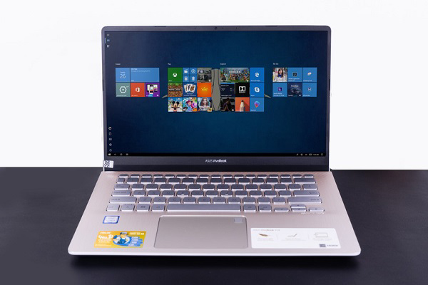 Màn hình NanoEdge với viền mỏng 3 cạnh