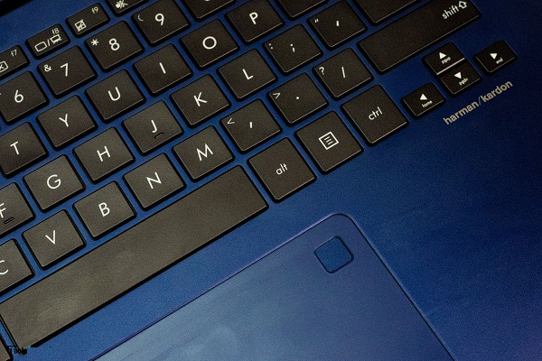 Cảm biến bằng vân tay 1 lần chạm