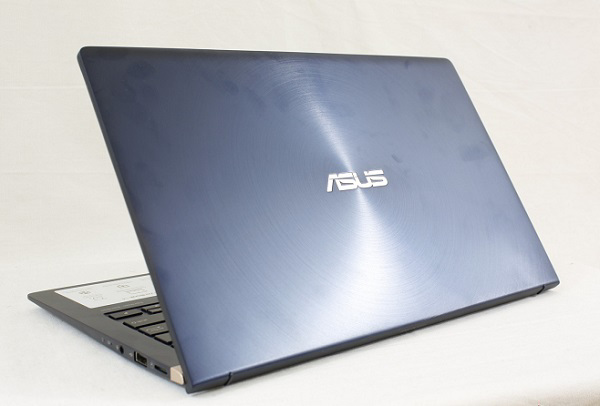 Asus UX433FA A6061T
