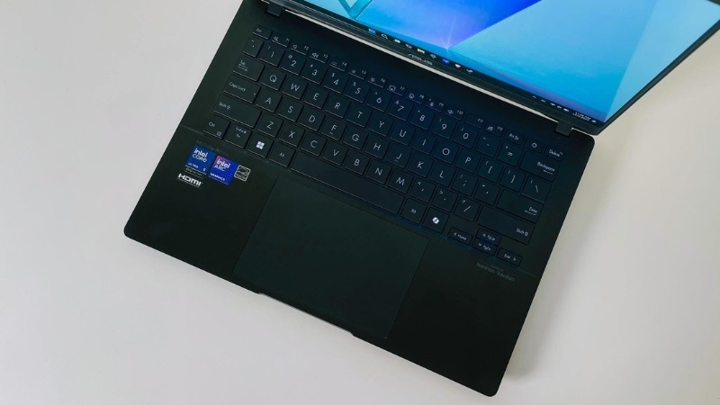 Laptop Asus Vivobook 14 Q423 Laptop Asus Vivobook 14 Q423