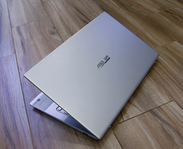 Asus S330FN EY037T