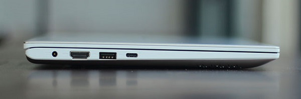 Cạnh trái của máy