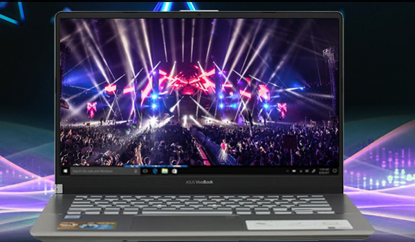 Âm thanh sống động