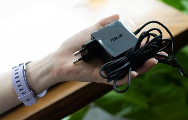 Trang bị công nghệ sạc nhanh