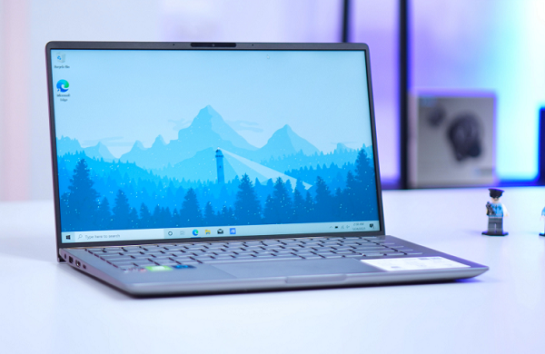 Asus Zenbook 14 Q407IQ