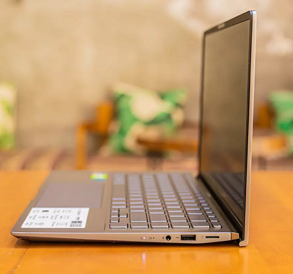 asus-zenbook-14-q407iq