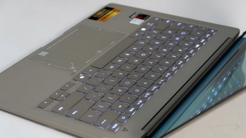 Asus Zenbook 14 UX3407QA-QD299WS