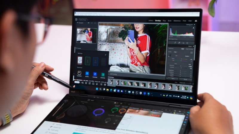 Hiệu năng của dòng laptop Asus Zenbook Duo OLED UX8406MA-PZ142W