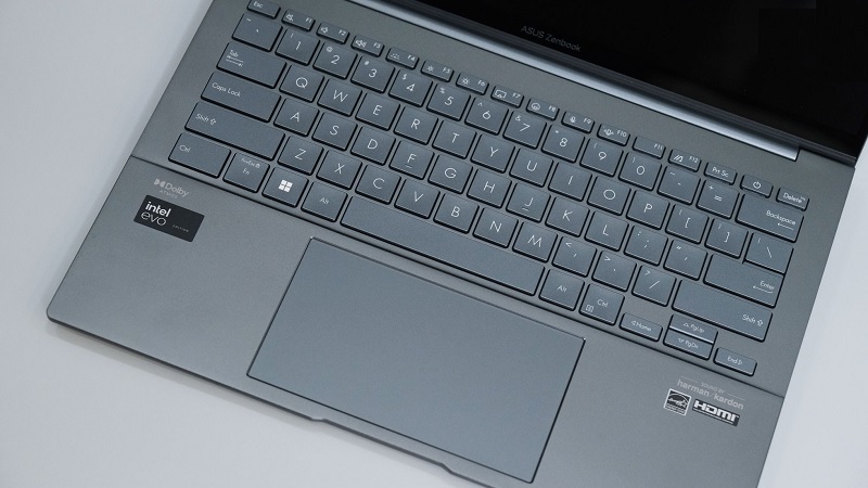 asus-zenbook-q415