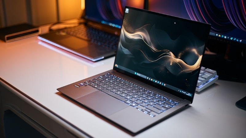 Laptop Asus Zenbook S14 UX5406 Laptop Asus Zenbook S14 UX5406