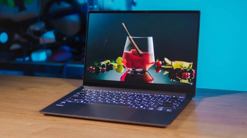 Laptop Asus Zenbook S14 UX5406 Laptop Asus Zenbook S14 UX5406