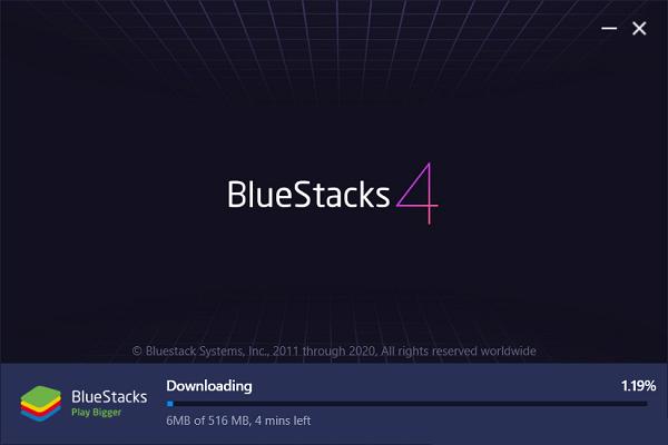 Đợi một chút để phần mềm giả lập BlueStacks tự động tải xuống