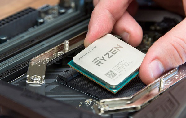 Do cấu hình máy tính quá yếu so với tựa game