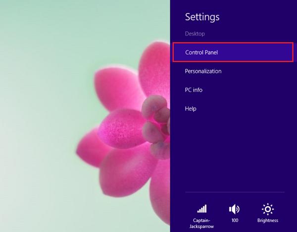 Chọn Control Panel bằng thanh Charm phía bên phải màn hình