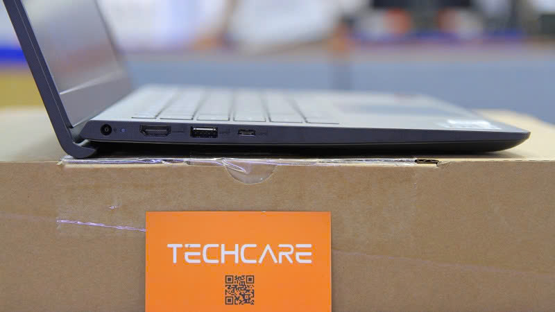 cong-ket-noi-dell-vostro-3425