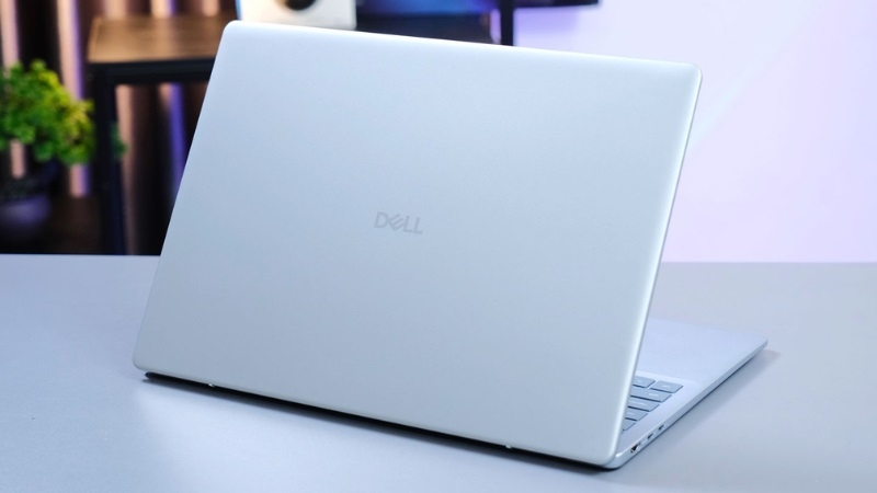 Laptop Dell 16 Plus DB16250 2025 Laptop Dell 16 Plus DB16250 2025