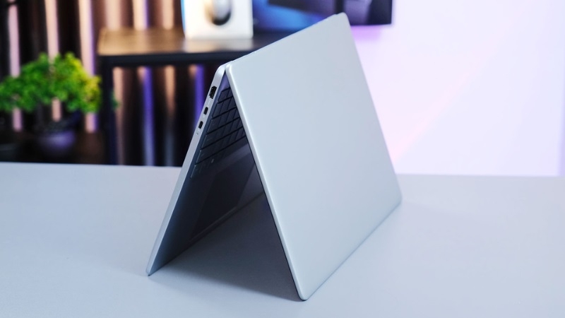 Laptop Dell 16 Plus DB16250 2025 Laptop Dell 16 Plus DB16250 2025