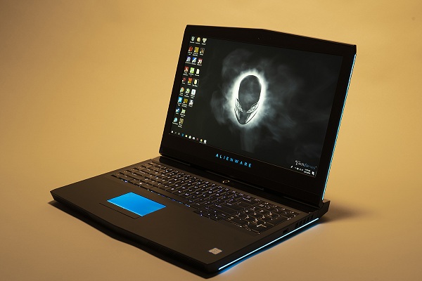 Dell Alienware 17 R5