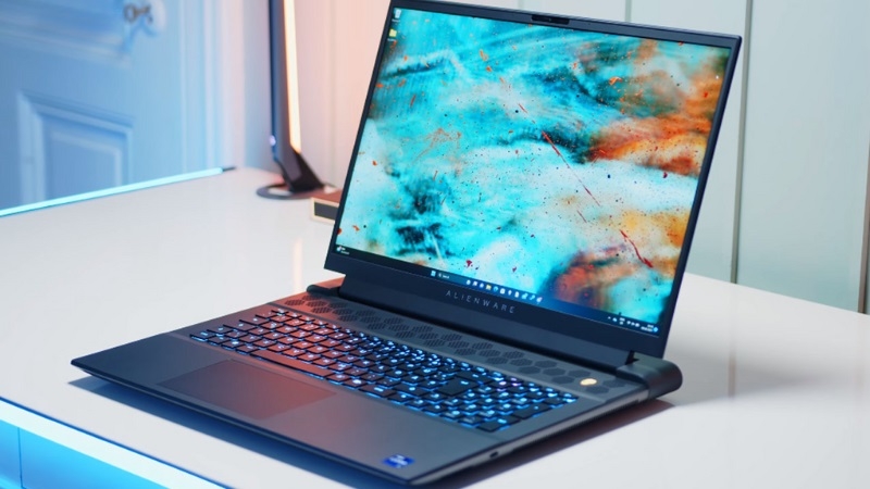 Dell Alienware M18 R1