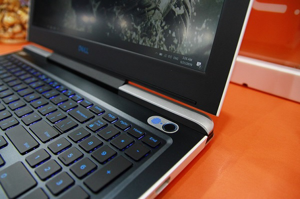 Vân tay được tích hợp trong nút nguồn