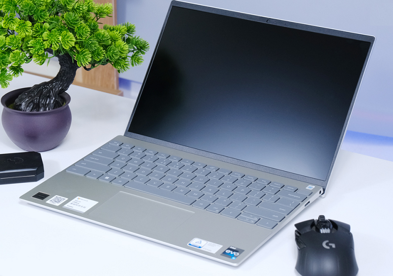 Dell Inspiron 13 5330