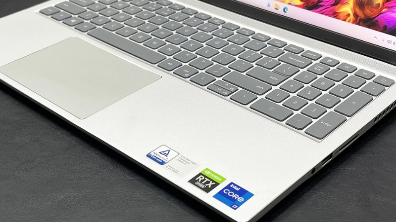 Laptop Dell Inspiron 15 Plus 7510 Laptop Dell Inspiron 15 Plus 7510