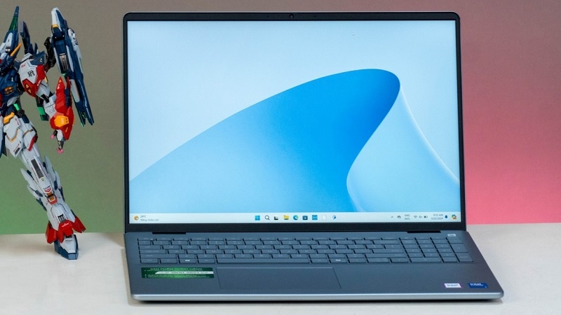 Dell Inspiron 16 5640 2024