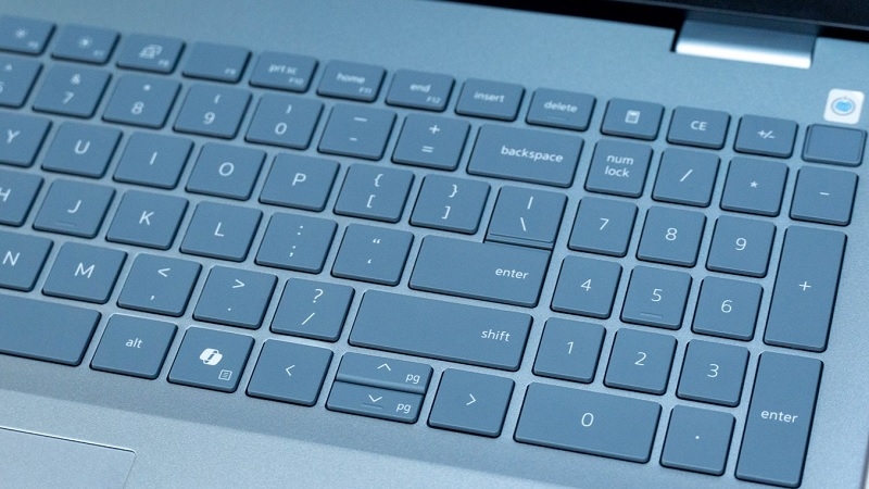 Dell Inspiron 16 5640 2024