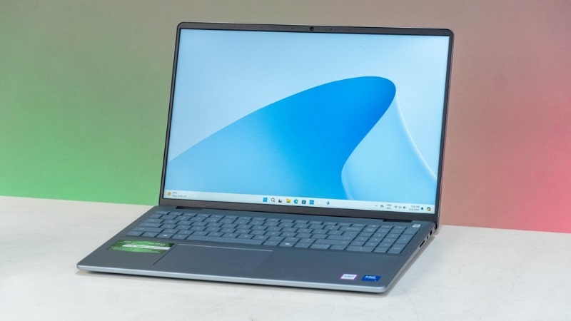 Dell Inspiron 16 5640 2024