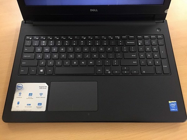 Bàn phím và touchpad thoải mái
