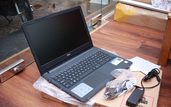 Dell Inspiron 3576