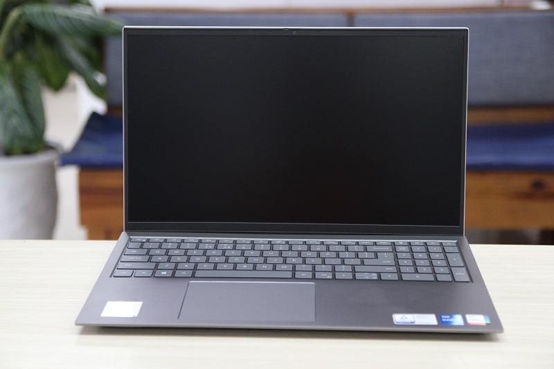 Dell Inspiron 5518