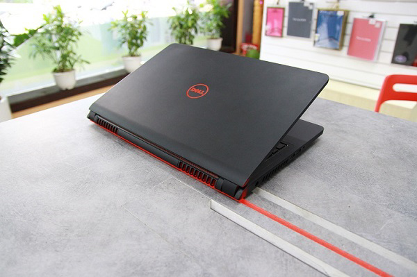 dell-inspiron-5577